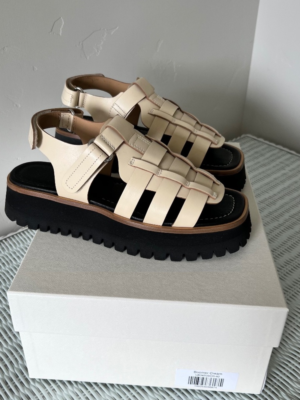 labucq boomer sandal